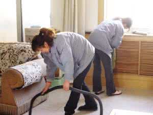 一站式專業潔凈方案 開荒保潔、外墻清洗與家庭深度保潔服務